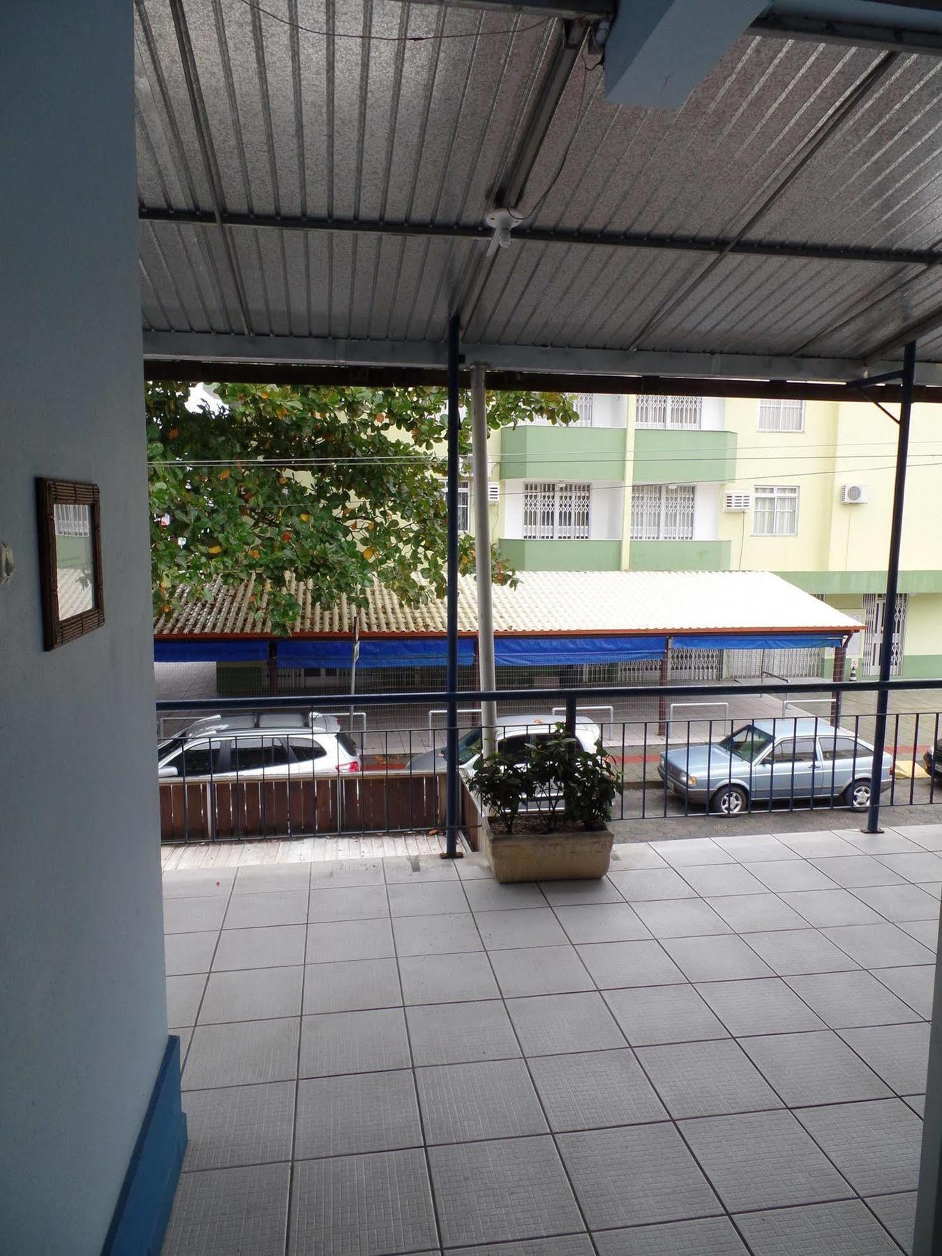 Pousada Centralmar ฟลอเรียนอโปลิส ภายนอก รูปภาพ